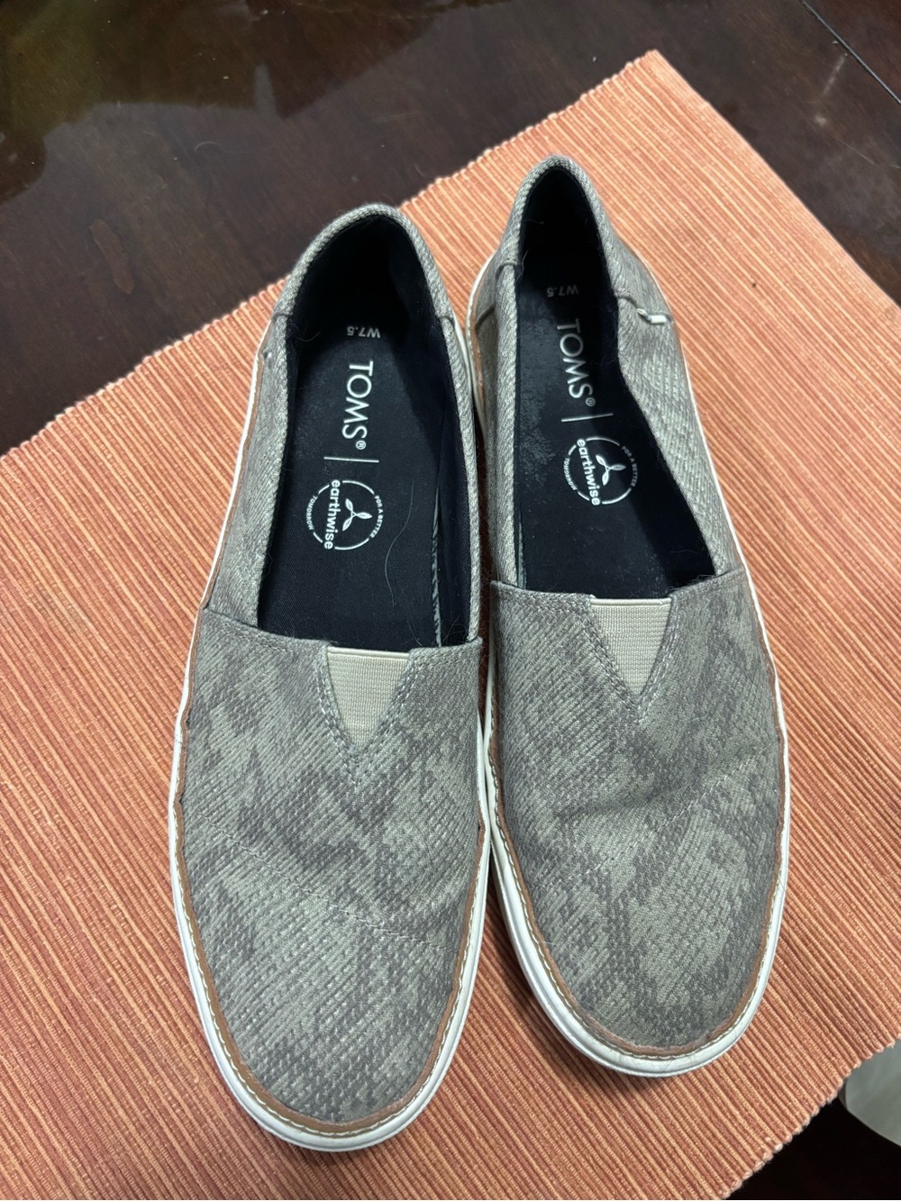Toms snakeskin slides